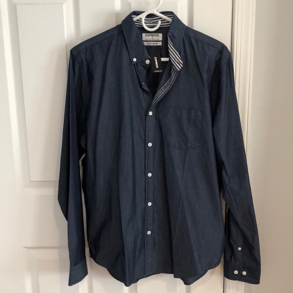 Men’s Express button down shirt